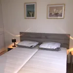 Chalet With Dishwasher In A Park