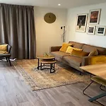 Chalet With Dishwasher In A Park Domek alpejski Lathum