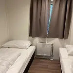 Domek alpejski Chalet With Dishwasher In A Park *