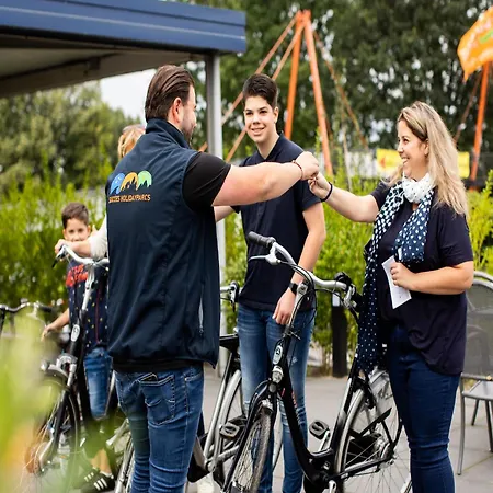 Chalet With Dishwasher In A *