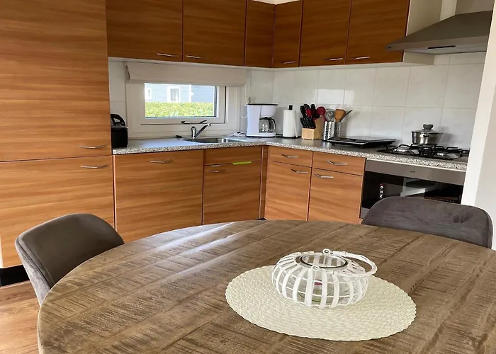 Chalet With Dishwasher In A