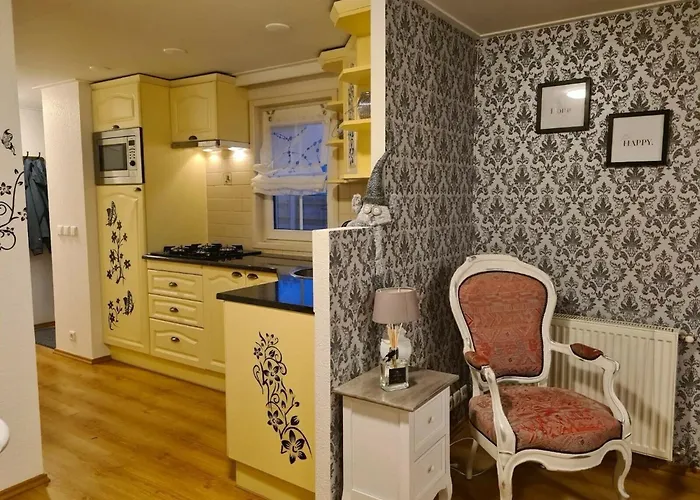 With Dishwasher In A Lathum