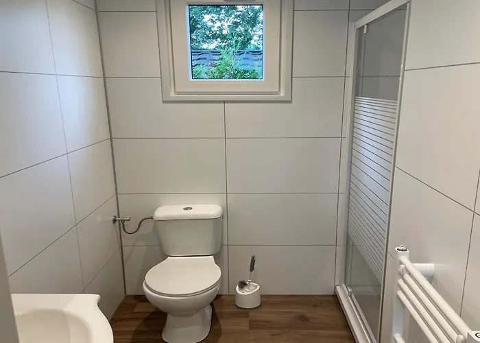 Chalet With Dishwasher In A *